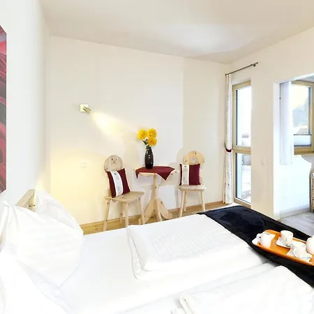 Apartment In Kals Near